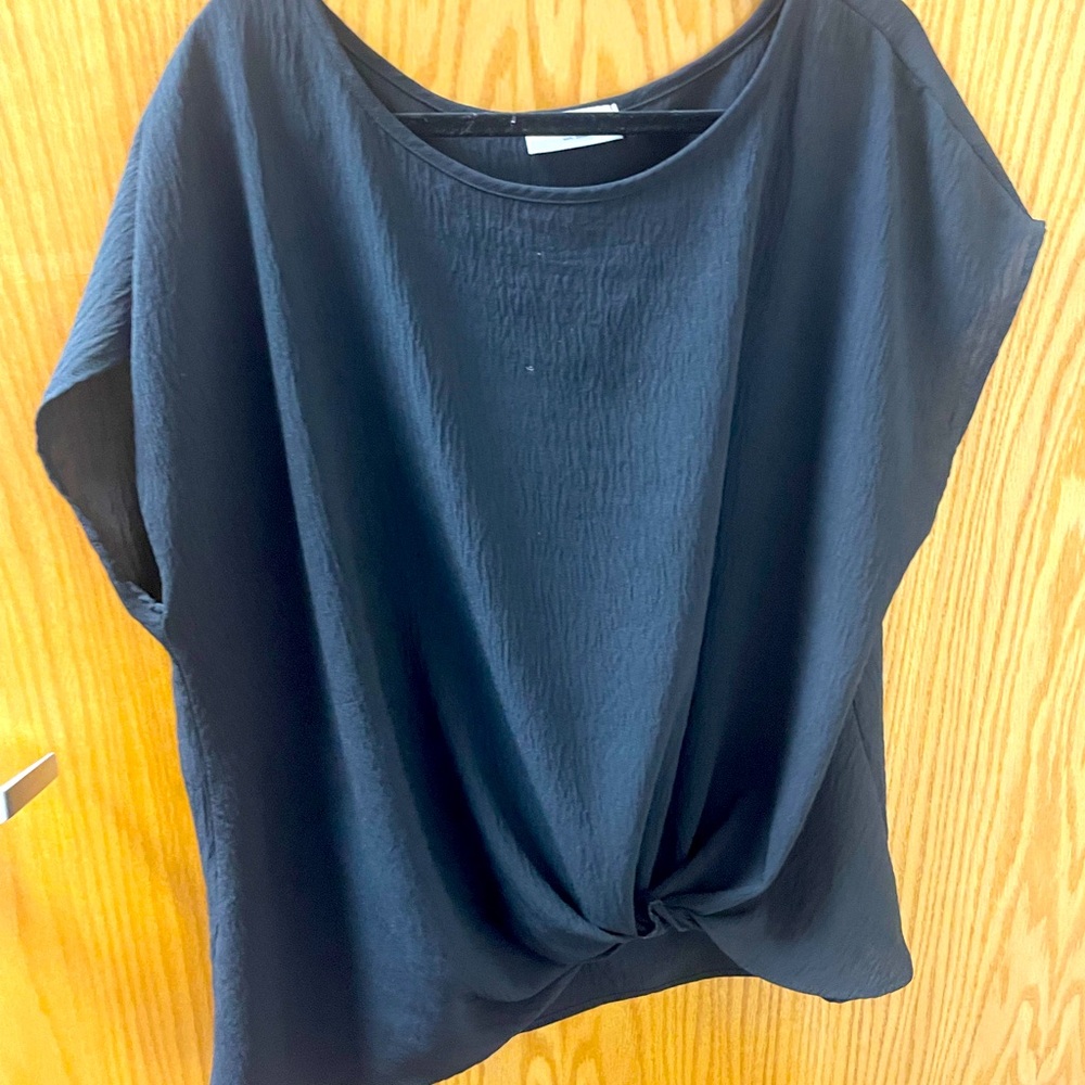 Black shirt